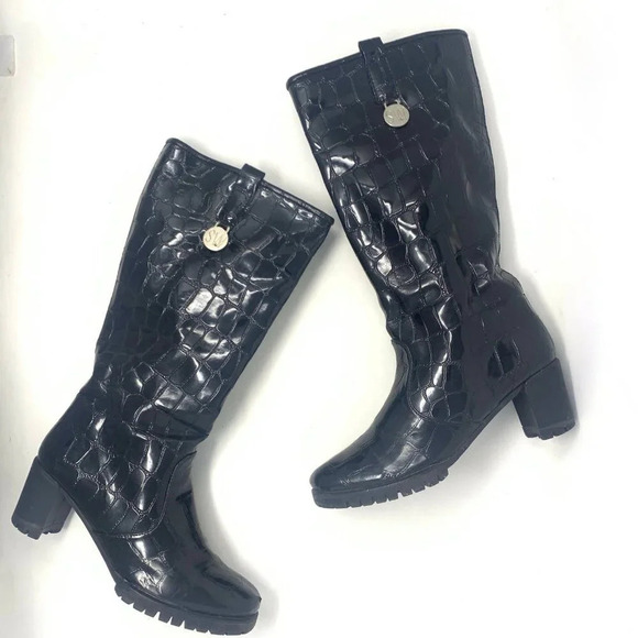 Stuart Weitzman Shoes - Stuart Weitzman Black Croc Leather Heeled Boots Size US 6